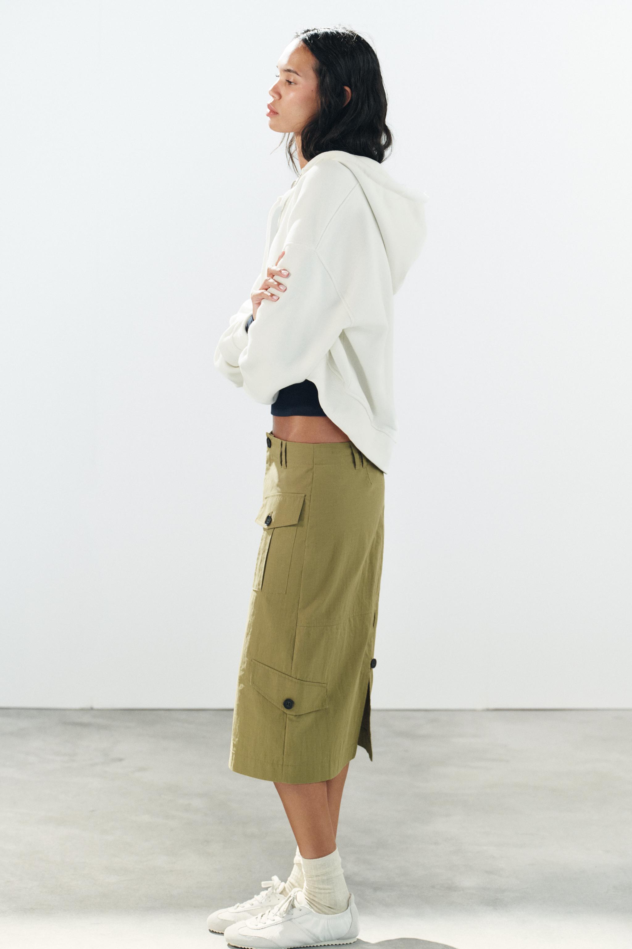 MIDI SKIRT WITH POCKETS